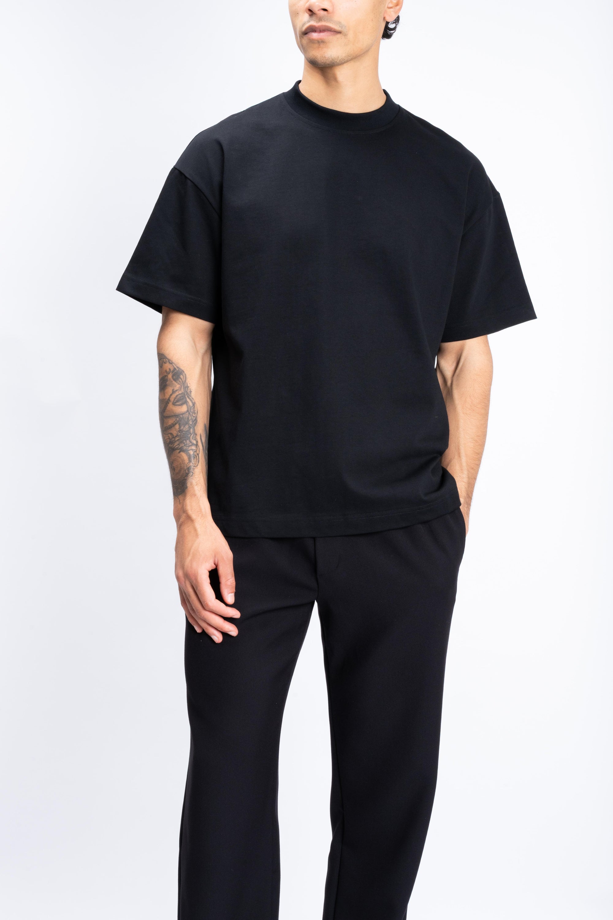G2 PURE BLACK T SHIRT
